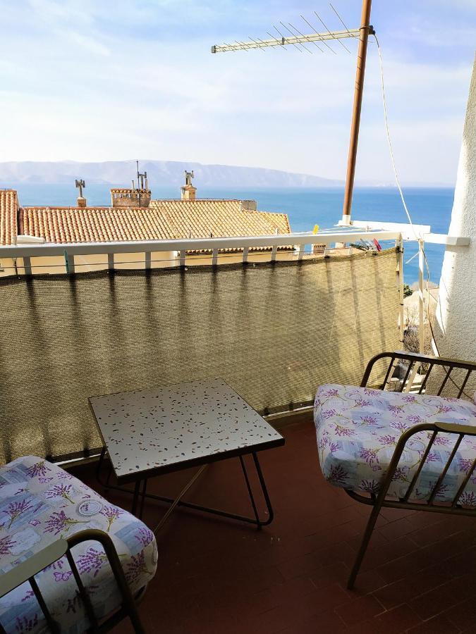 Novouredeni Stan S Balkonom I Pogledom Na More Senj  Bagian luar foto