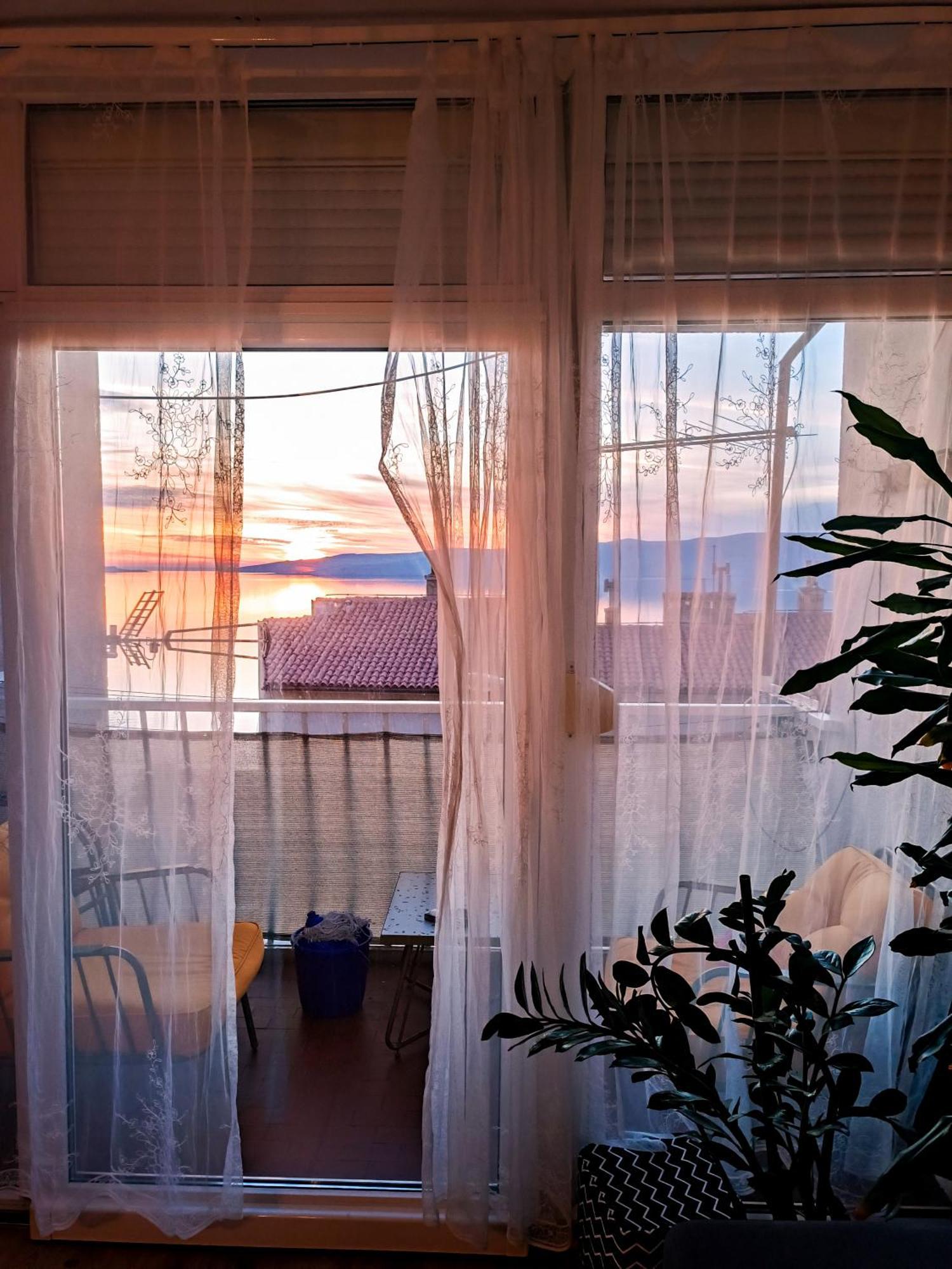 Novouredeni Stan S Balkonom I Pogledom Na More Senj  Bagian luar foto