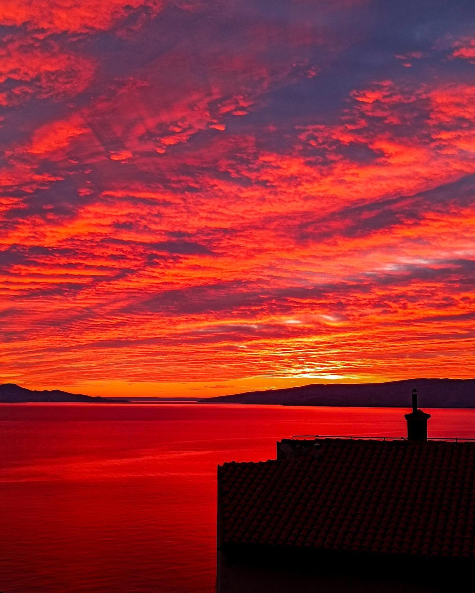 Novouredeni Stan S Balkonom I Pogledom Na More Senj  Bagian luar foto