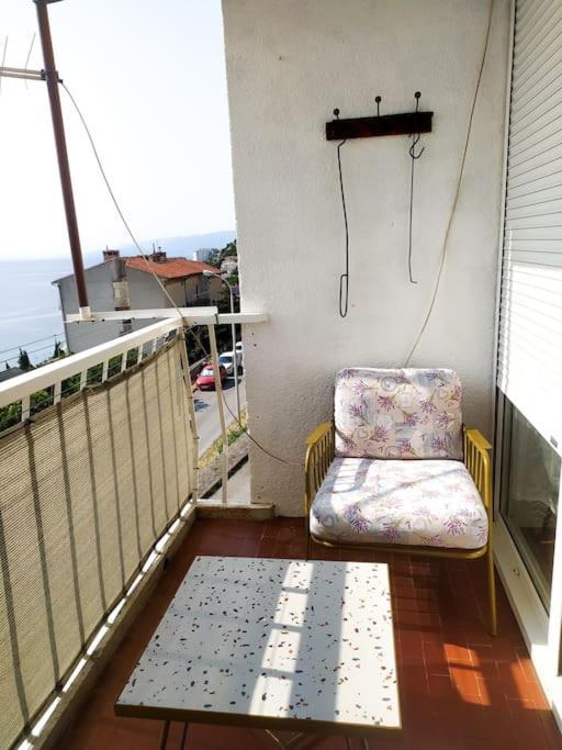 Novouredeni Stan S Balkonom I Pogledom Na More Senj  Bagian luar foto